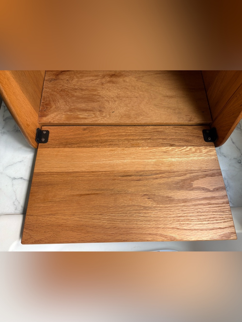 70's Cornwall Wooden Bread Box - Oak Finish - Picture 2 of 8
